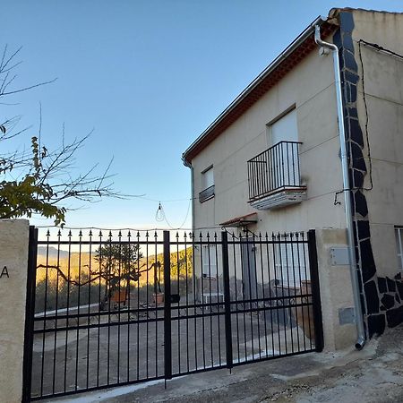 Casa Rural Del Saz Yeste Bagian luar foto