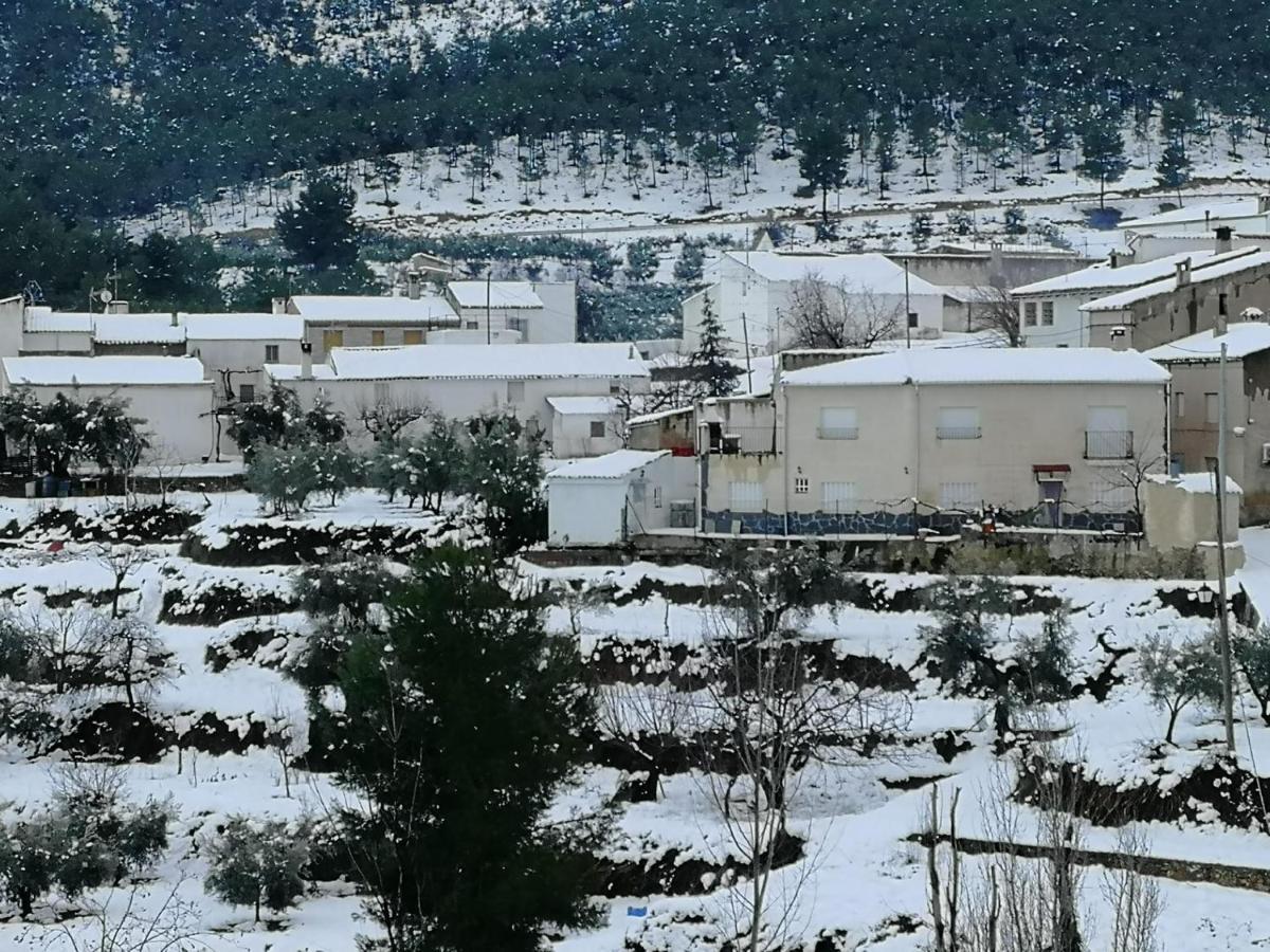 Casa Rural Del Saz Yeste Bagian luar foto